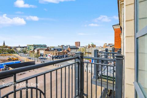 2 bedroom apartment for sale, Market Square, WOLVERHAMPTON