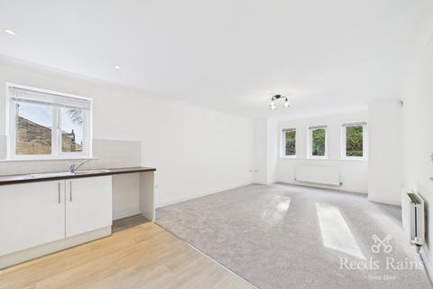 2 bedroom apartment for sale, Bradford Road, West Yorkshire HD2