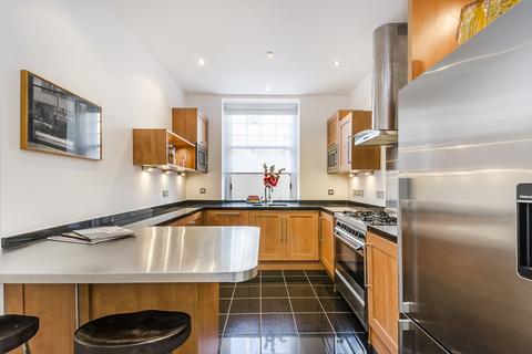 2 bedroom flat to rent, Queen's Gate London SW7