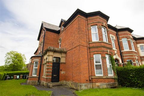 undefined, 1-Bed Apartment to Let on Garstang Road, Fulwood, Preston (Flat 3)