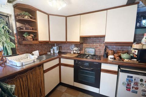 1 bedroom cottage for sale, Hammond Square, Bradford BD9