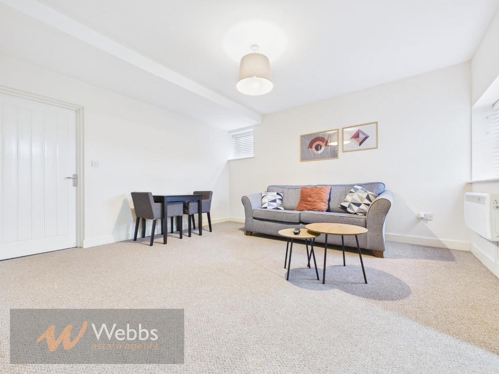 CAM05244 G0-PR0263-STILL009.jpg