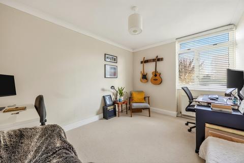 undefined, Montfort Place, London
