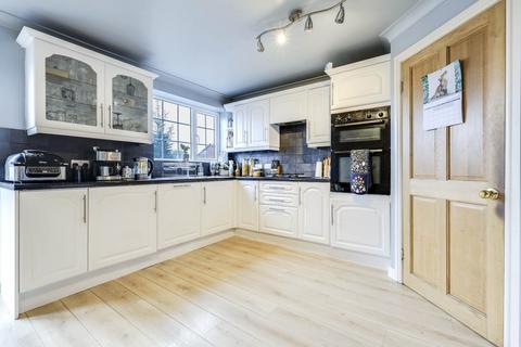 4 bedroom detached house for sale, Green Hill Croft, Leeds, West Yorkshire, LS12