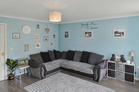 3 bedroom semi-detached house for sale, 2 Callier Close, Cawston, Rugby, CV22 7GQ