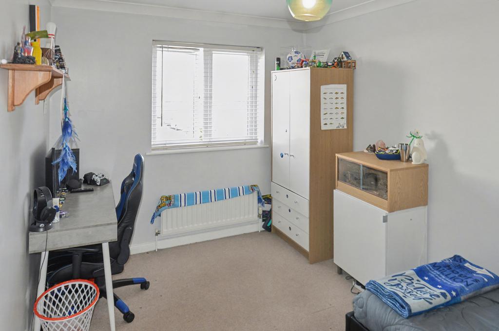 2 Callier Close - Image 12