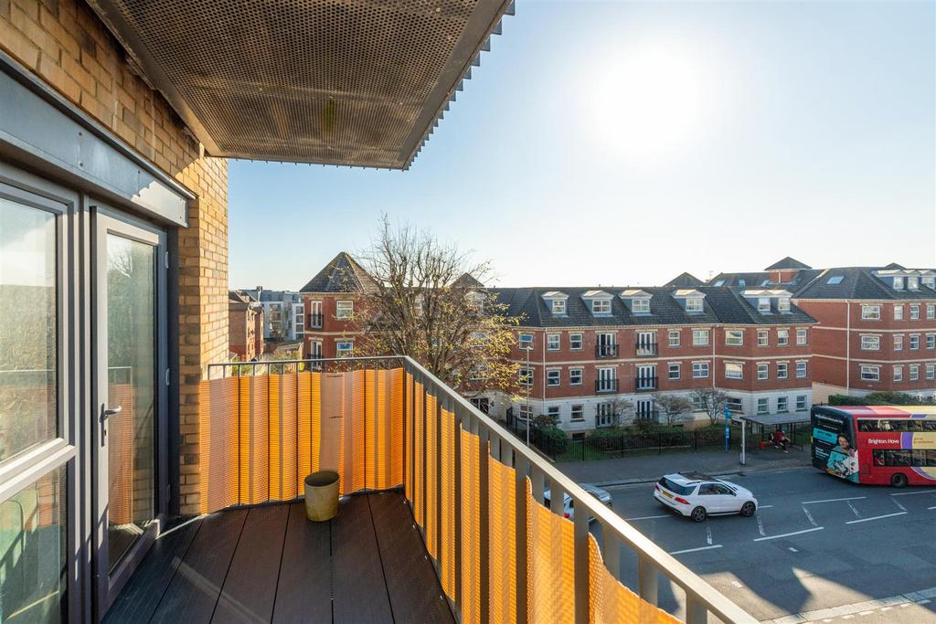 F24, 121-123 Davigdor Road -14.jpg