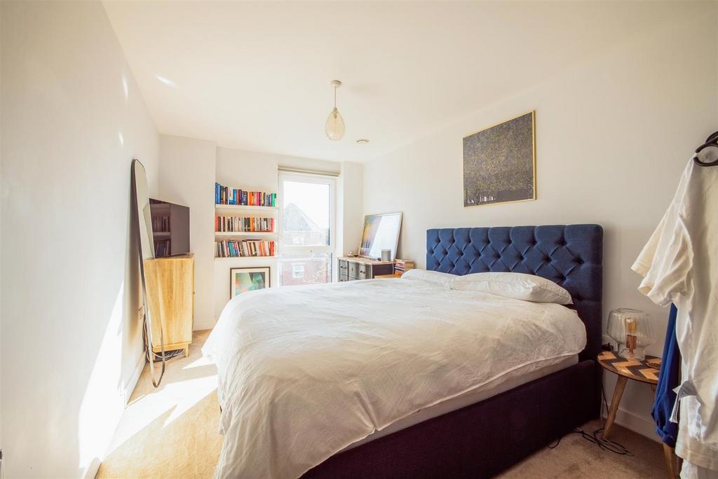 F24, 121-123 Davigdor Road -16.jpg