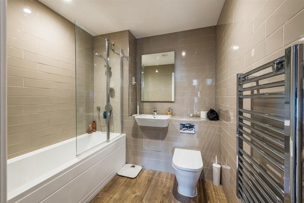 F24, 121-123 Davigdor Road -18.jpg
