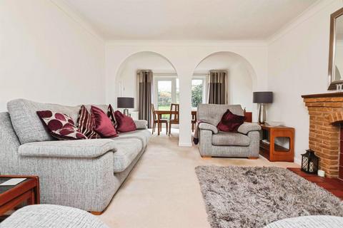 3 bedroom detached house for sale, Kirkstone Way, Lakeside, Brierley Hill