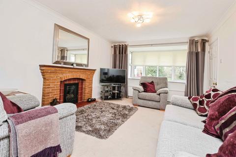 3 bedroom detached house for sale, Kirkstone Way, Lakeside, Brierley Hill