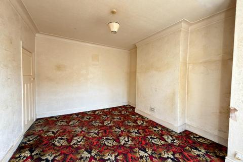 3 bedroom semi-detached house for sale, St. Johns Road, Old Trafford