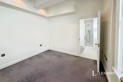 2 bedroom flat to rent, East Street, Brighton, East Sussex, BN1