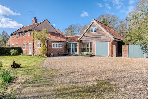 4 bedroom semi-detached house for sale, Scottow Row, Scottow