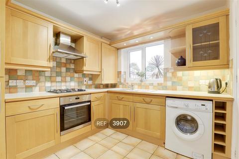 3 bedroom property to rent, Nottingham NG5