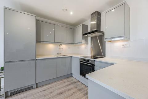 2 bedroom flat for sale, Hillreach, Woolwich, SE18
