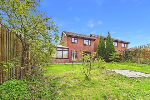 3 bedroom detached house for sale, Caer Newydd, Brackla, CF31