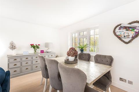 undefined, Wotton End, Ludgershall, Aylesbury, Buckinghamshire, HP18