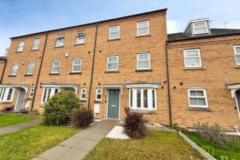 4 bedroom townhouse for sale, Greenfinch Crescent, Lincoln LN6