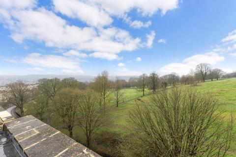 4 bedroom flat for sale, Cavendish Place, Bath, BA1
