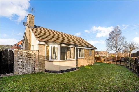 3 bedroom bungalow to rent, Springfield  Road, Shipston-On-Stour, Warwickshire, CV36
