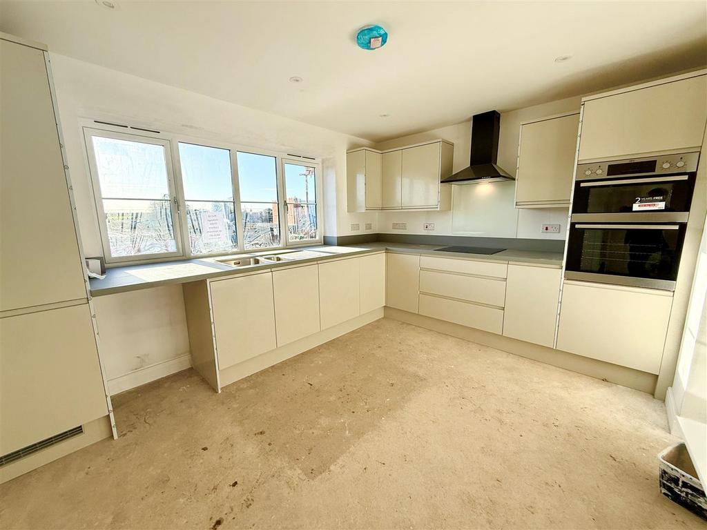 Plot 10 kitchen