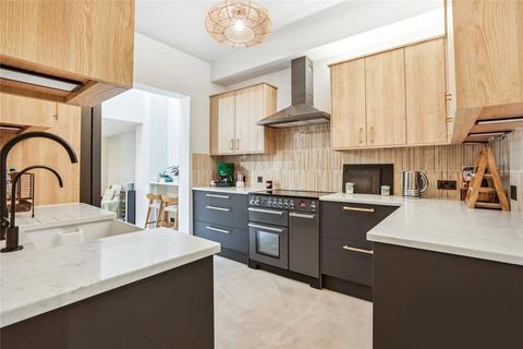 4 bedroom terraced house for sale, Stronsa Road, London, W12