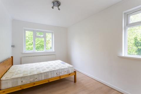 1 bedroom flat to rent, 1 Bedroom Flat – Medina Lodge, London N7
