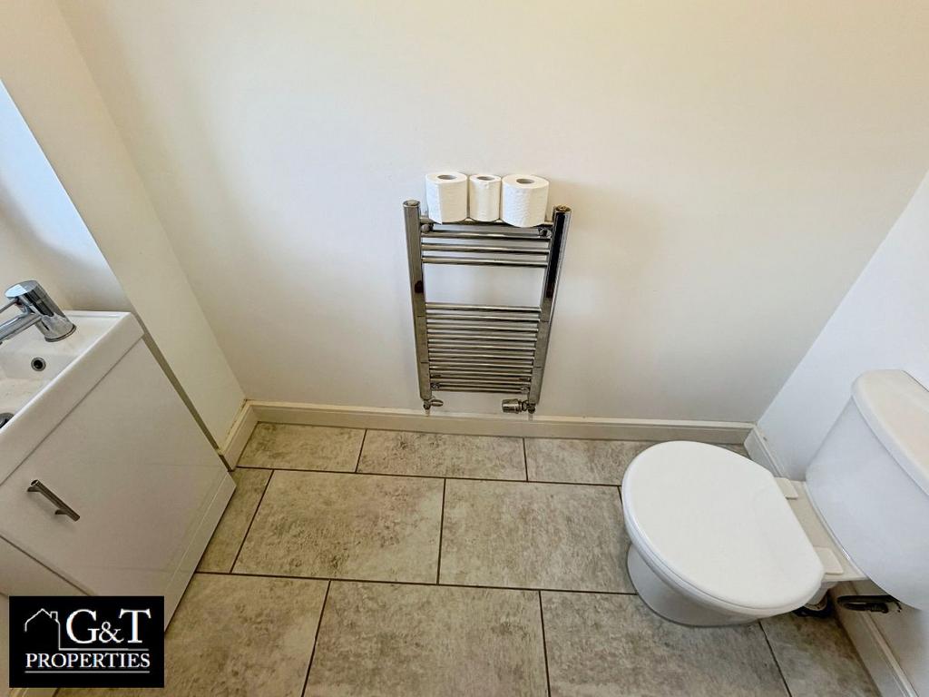 Downstairs wc