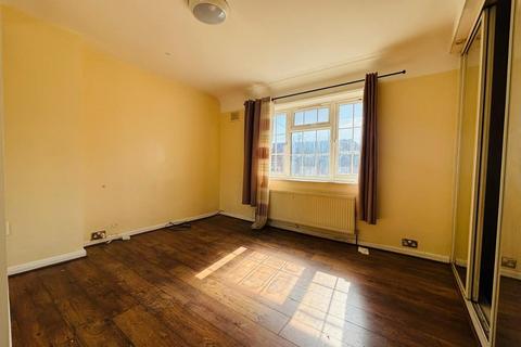 4 bedroom semi-detached house for sale, Abbots Road, Edgware
