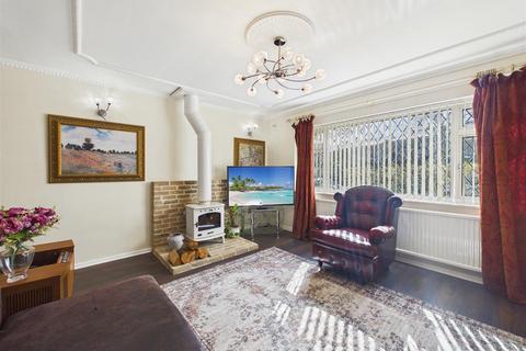 3 bedroom detached house for sale, Wentworth Road, Dronfield Woodhouse, Dronfield