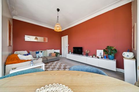 undefined, 131 Tantallon Road, Flat 3/1, Shawlands, Glasgow, G41 3EW