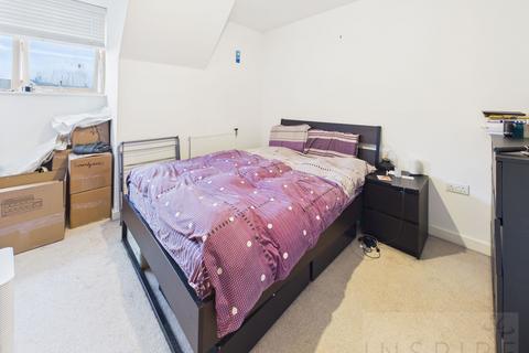 1 bedroom flat for sale, Denne Parade, Horsham RH12