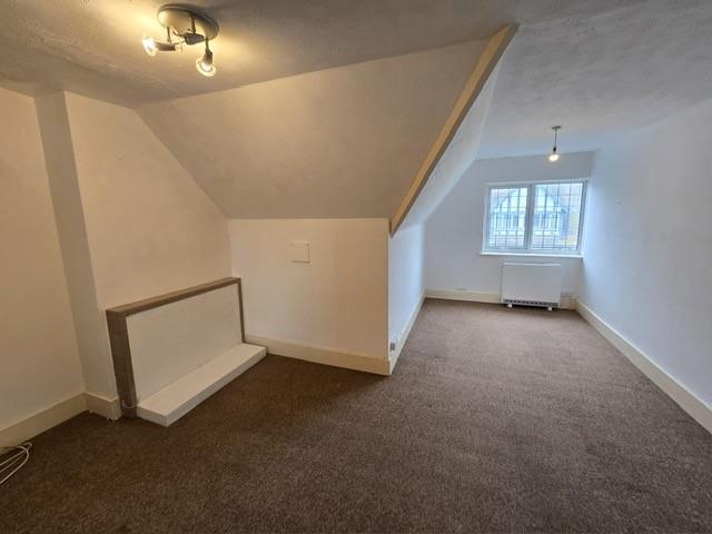 Photo 3 - Lounge - SFF, 47 B Aldwick Road.jpg
