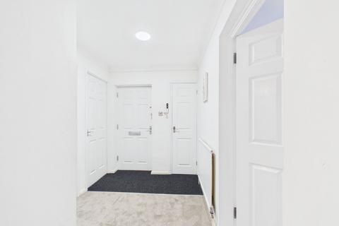 2 bedroom ground floor flat for sale, Vintners Close, West Town, Peterborough, PE3