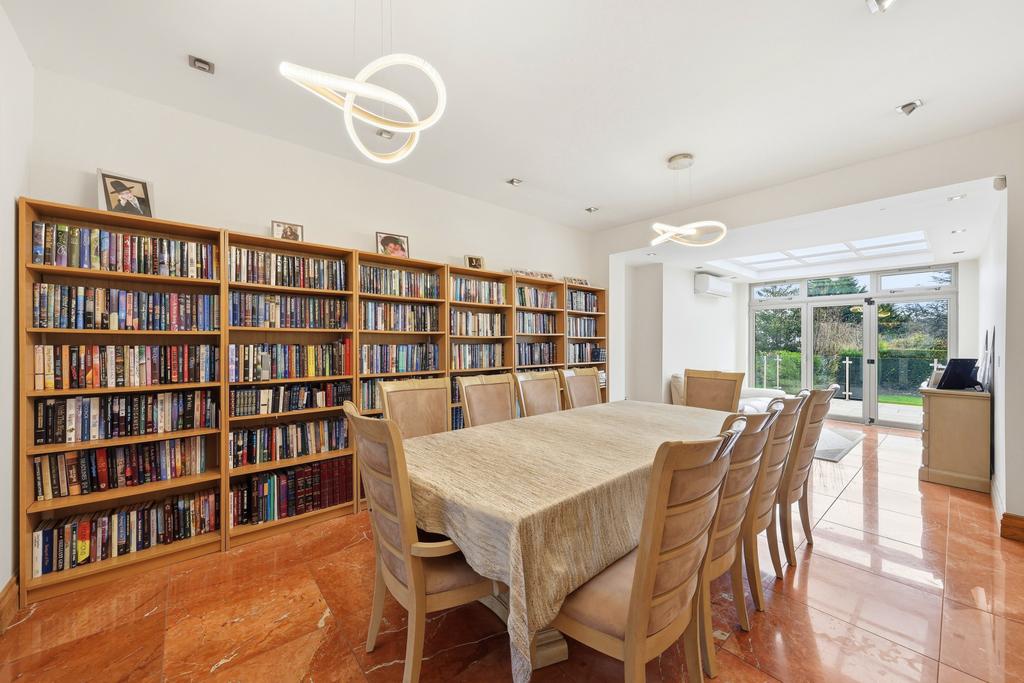 Formal dining room
