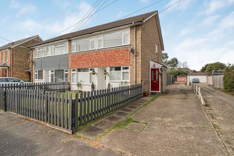 2 bedroom maisonette for sale, Gordon Road, Ashford, TW15