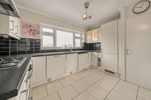 2 bedroom maisonette for sale, Gordon Road, Ashford, TW15