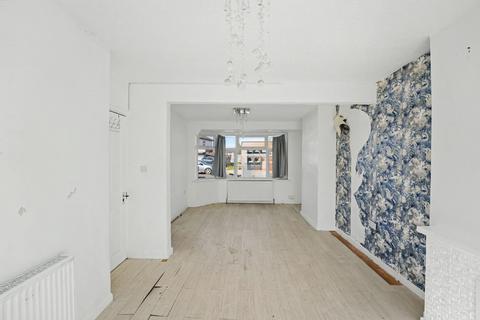 3 bedroom terraced house for sale, Cambourne Avenue, London
