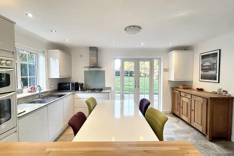 3 bedroom detached house for sale, Twiggs Lane, Marchwood, SO40