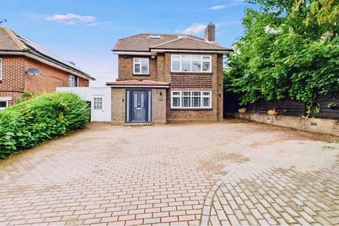 5 bedroom detached house for sale, Stockingstone Road, Luton, Bedfordshire, LU2