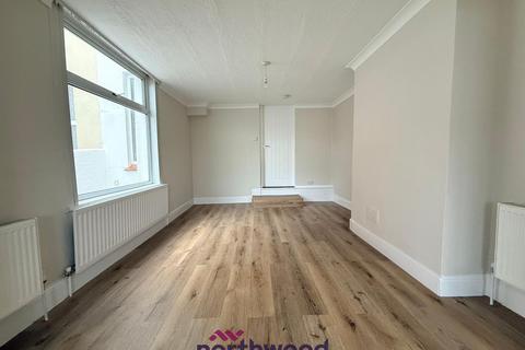 2 bedroom flat for sale, Higher Polsham Road, Paignton, TQ3