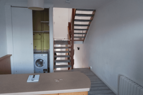 3 bedroom terraced house to rent, Aluric Close, Grays, RM16