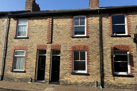 2 bedroom terraced house for sale, Sutherland Street, South Bank