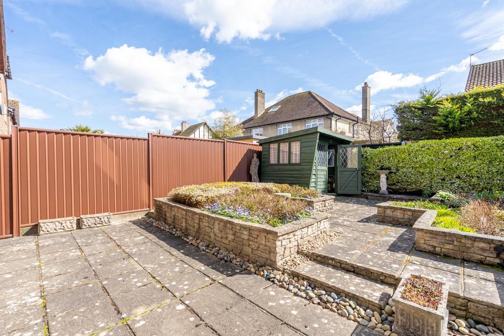 Rear Garden (2).jpg