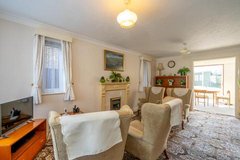 3 bedroom detached house for sale, Victoria Drive, Bognor Regis