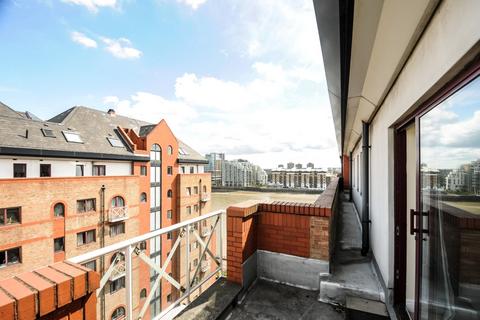 2 bedroom flat to rent, Sailmakers Court, William Morris Way, Fulham, SW6