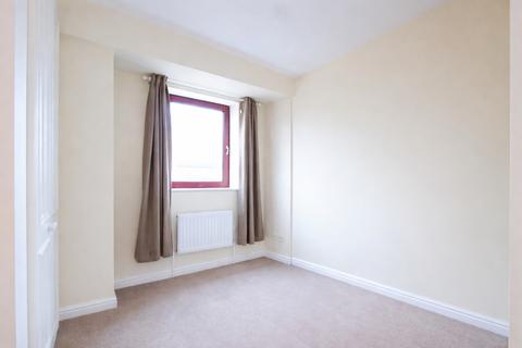 2 bedroom flat to rent, Sailmakers Court, William Morris Way, Fulham, SW6