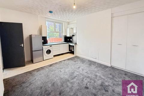undefined, Belgrave Crescent, Eccles, Manchester, Greater Manchester, M30