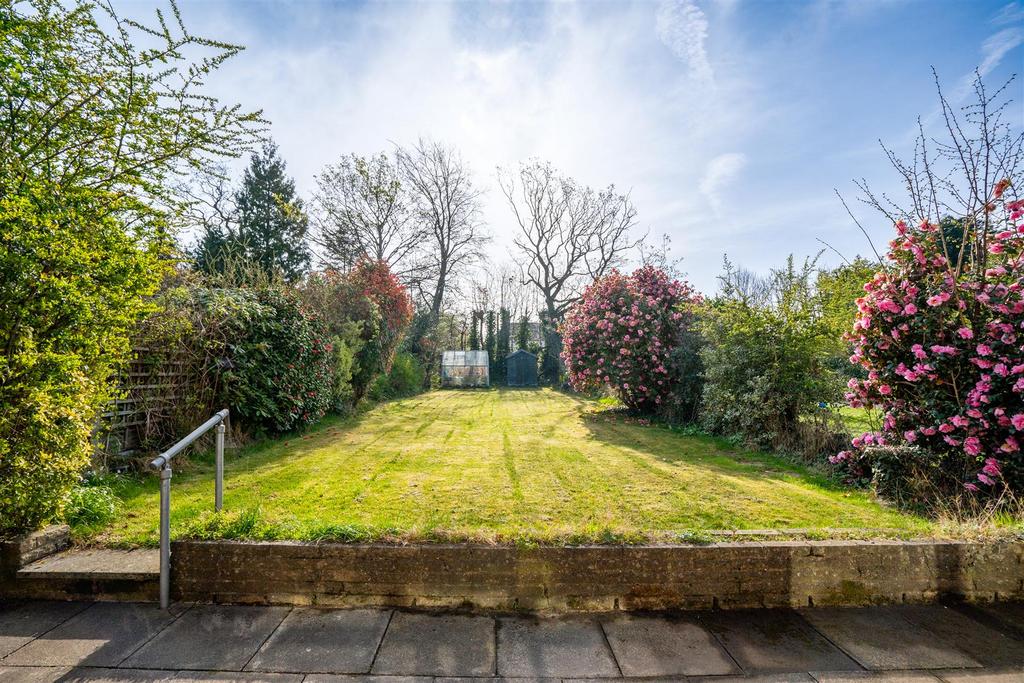 10 Ufton Close 2.jpg